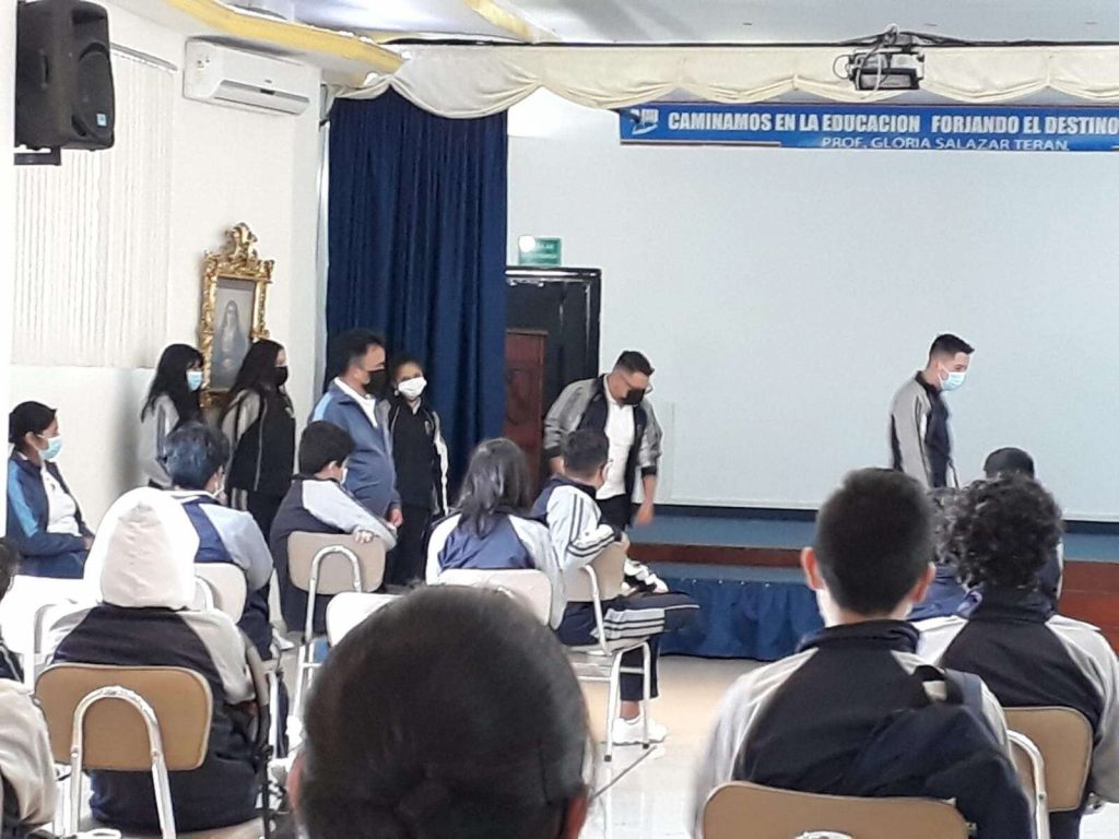 Mantén una actitud flexible y busca asesoramiento estudiantil