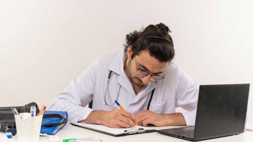<strong>Cómo sobrevivir a los exámenes parciales con técnicas de estudio efectivas