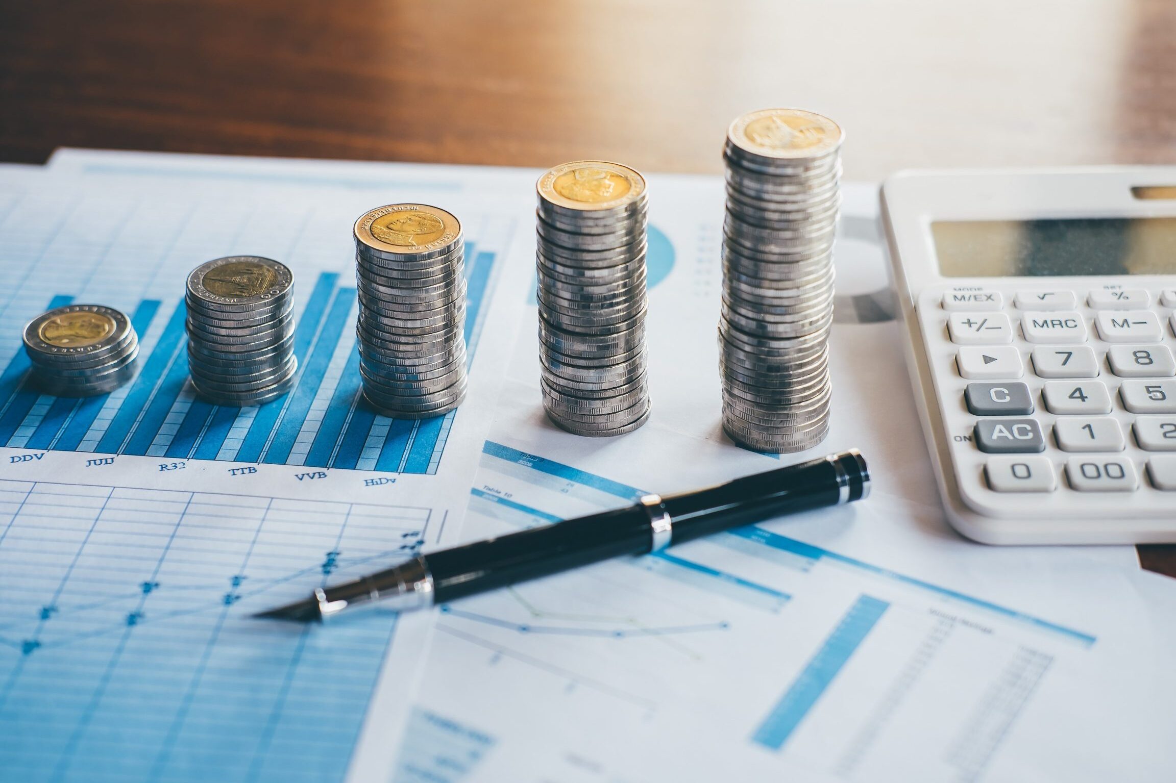 ¿Por qué estudiar economía para trabajar en el sector financiero?